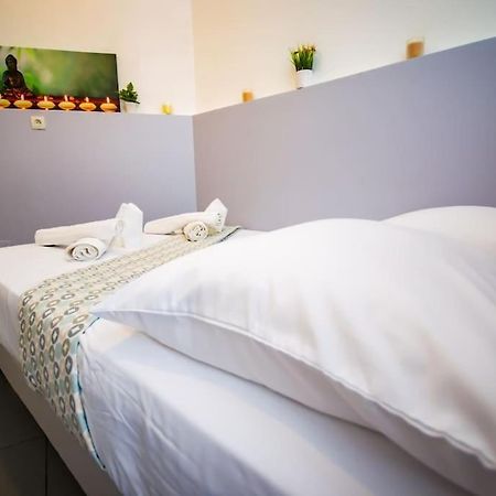 Le Studiozen Yourhosthelper Narbonne Buitenkant foto